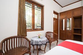 Hotel O Omah Duwet