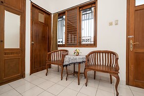 Hotel O Omah Duwet