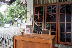 Hotel O Omah Duwet