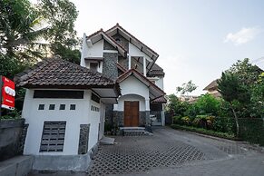 Hotel O Omah Duwet