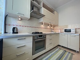 Home Apart 4