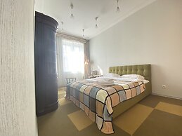 Home Apart 4