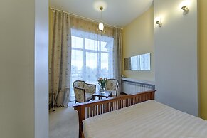 Home Apart 4