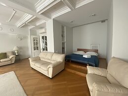 Home Apart 4