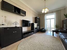 Home Apart 4