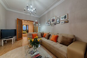 Home Apart 4