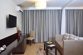 Razana Hotel