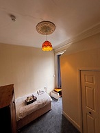 Pinegrove Hotel