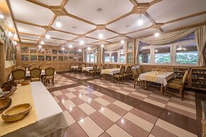 Hotel Diana