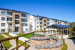 Richwood Modern Condo