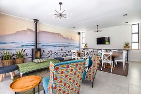 Richwood Modern Condo
