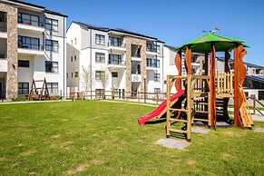 Richwood Modern Condo