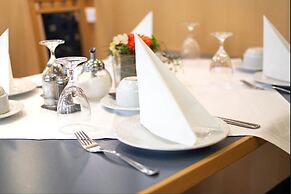 Miratel Hotel
