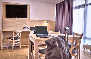 Miratel Hotel