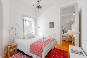 Spacious, Bright and Sunny Apartment, By TimeCooler