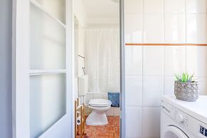 Alfama Spacious and Central Apartment, By TimeCooler