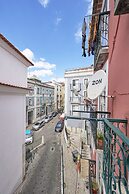 Alfama Light-Filled Apartment, By TimeCooler