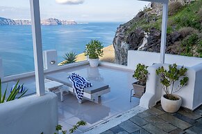 Loucas On The Cliff