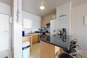 Estoril Beachfront Condo