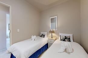 Estoril Beachfront Condo