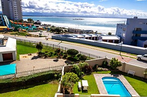 Estoril Beachfront Condo