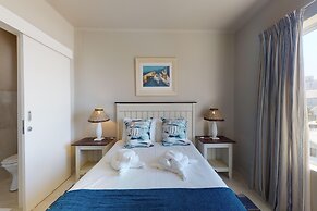 Estoril Beachfront Condo