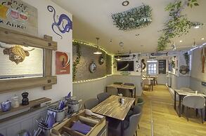 Molesworth Arms