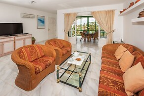 Golf y Mar Suites