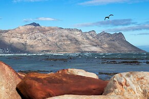 Strand Beach Views