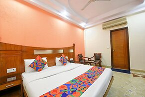 FabExpress Jaggi Palace