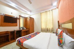 FabExpress Jaggi Palace