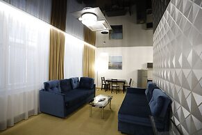 Golden Apartments