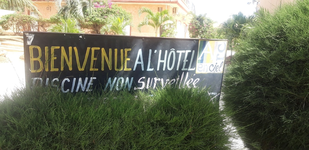 Hôtel Arc en Ciel