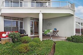 Dolphin Beach E5
