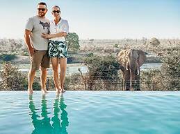Jacana River Lodge