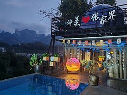 Tujia folk houses