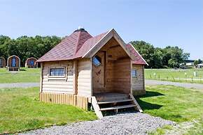 Ernest's Retreat Glamping Site