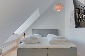 Harbour Penthouse
