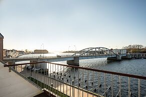 Harbour Penthouse