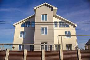 Home Hotel