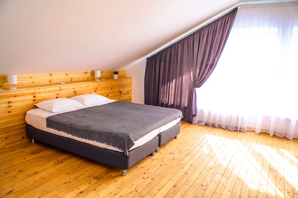 Home Hotel