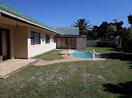 Dj'S B&B