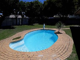 Dj'S B&B