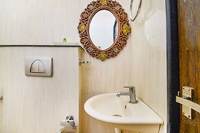 FabHotel Paradise For You