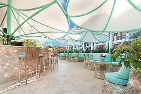 Harmony Suites Grand Resort