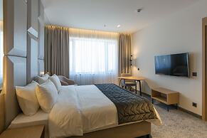 Hotel Mona Plaza