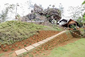 Omah Watu Blencong