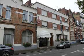 Hotel Joly
