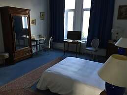 Hotel Joly