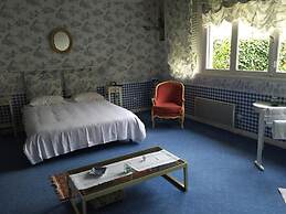 Hotel Joly
